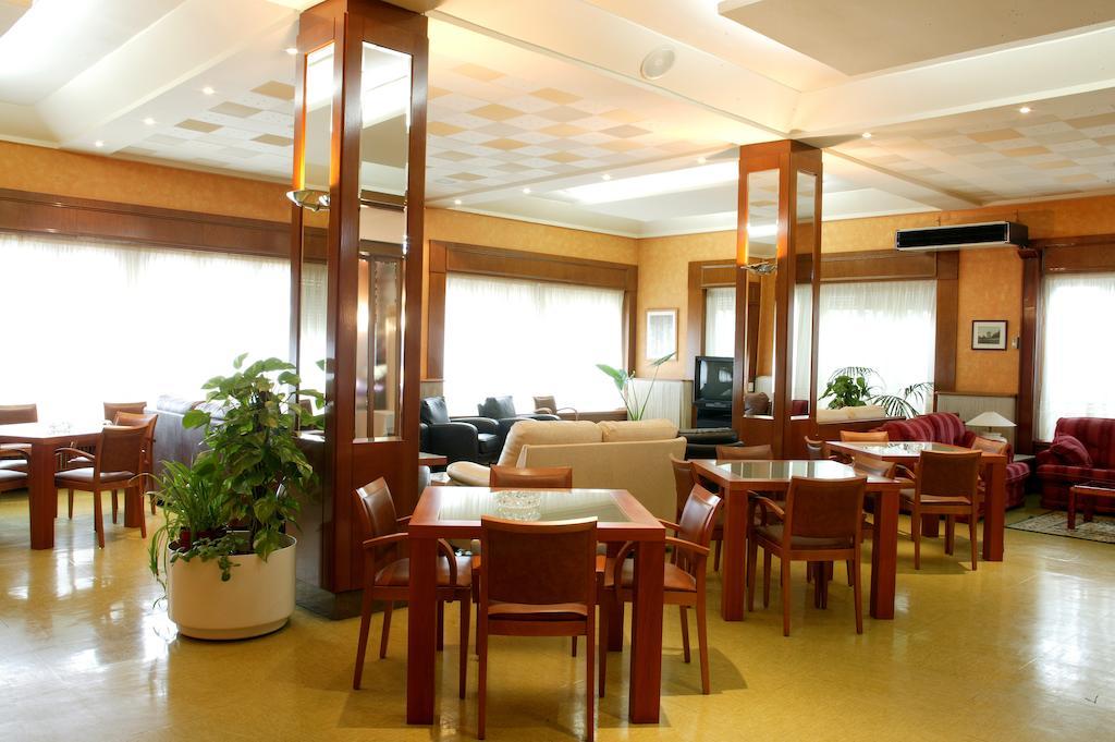 Hotel Los Rosales Almansa Dış mekan fotoğraf
